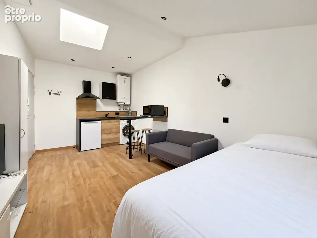 Studio entièrement refait à neuf, meublé et équipé, au calme - photo 2