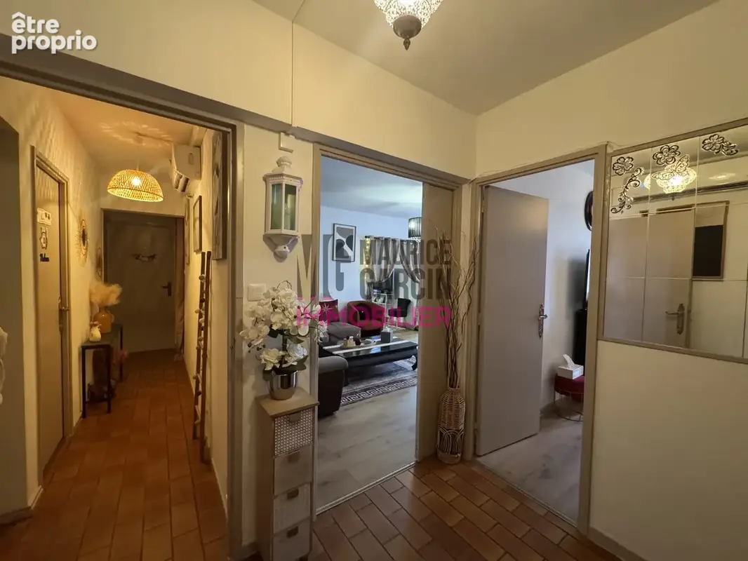 Appartement 90 m² à Orange  - photo 9