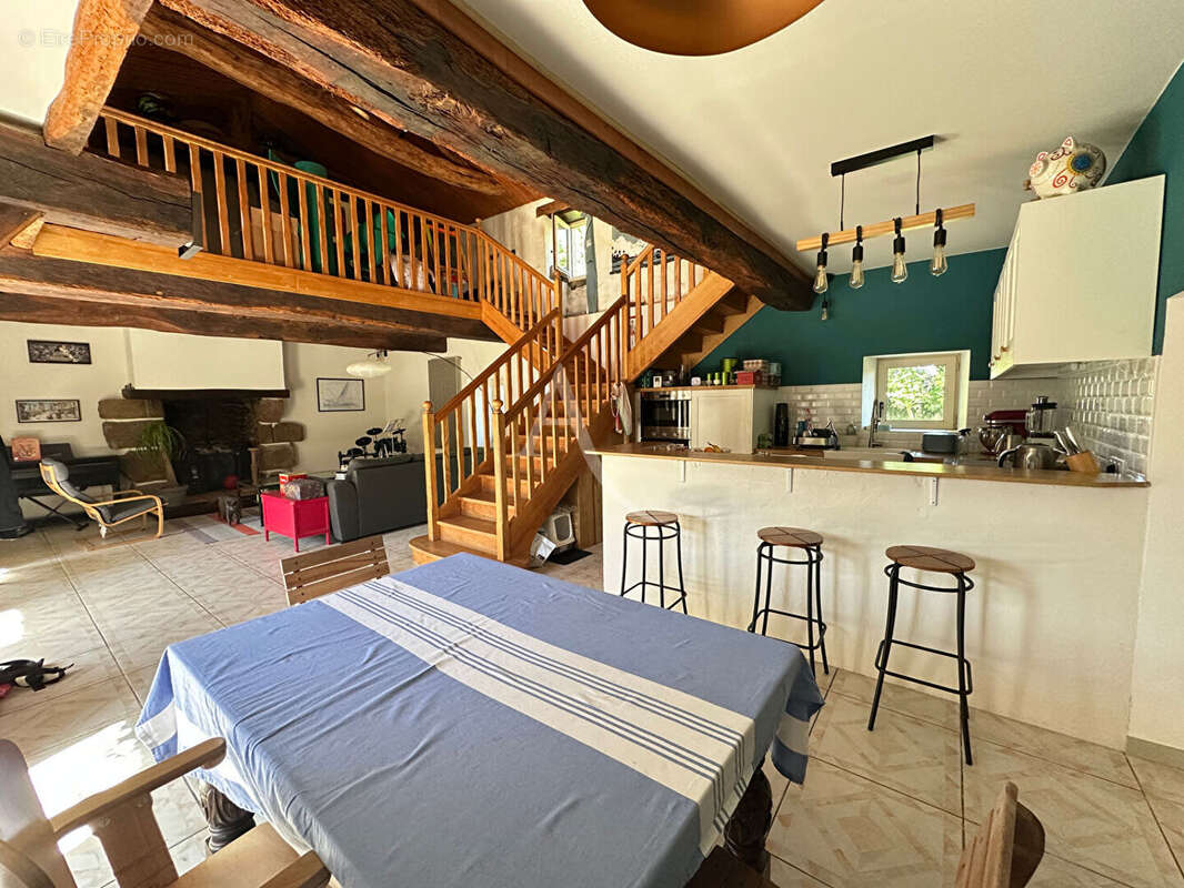 Maison en pierre 3 chambres + mezzanine 154 m² à vendre dans un hameau d'Aizenay - photo 5