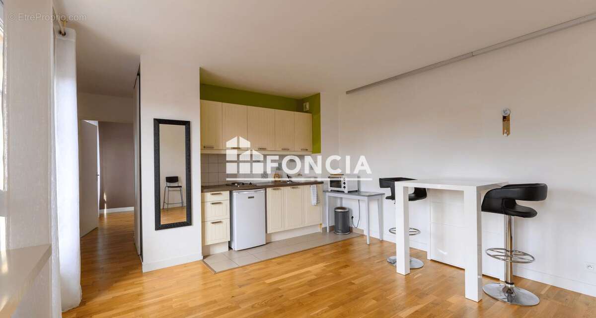 Appartement à ROISSY-EN-FRANCE