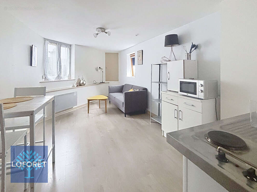 Appartement à FOUGERES