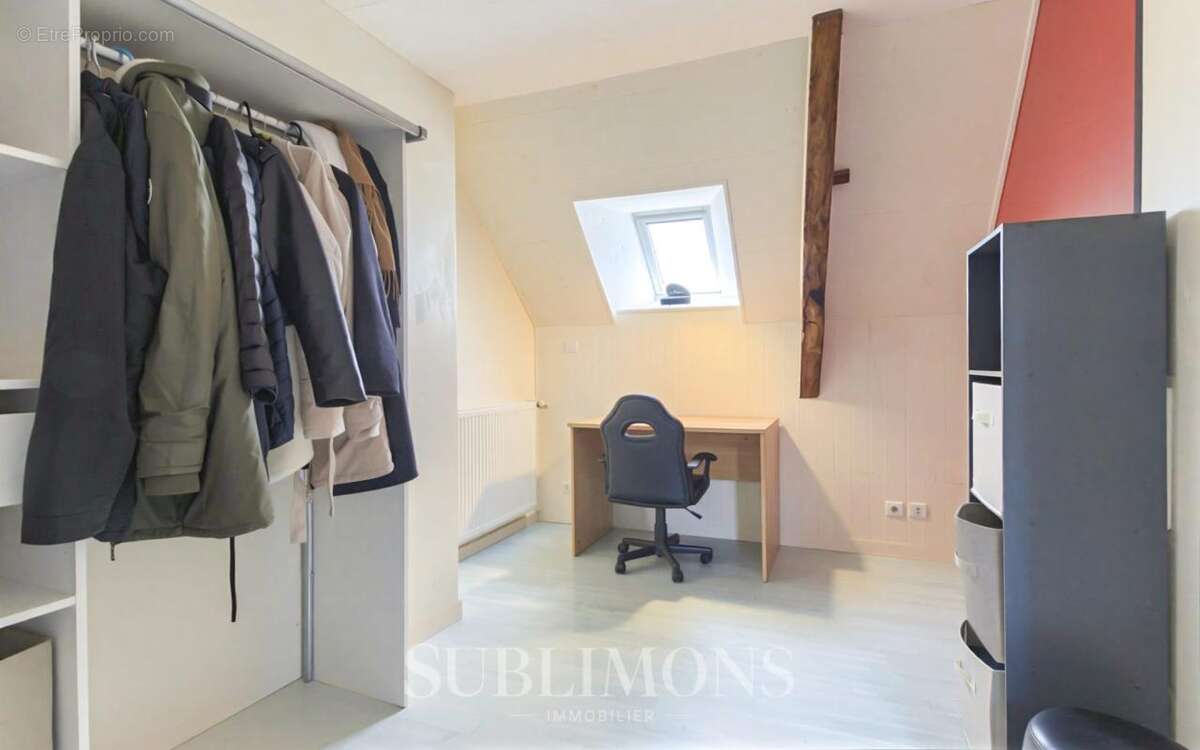 Maison en pierre de 140 m² à Sérent - 4 chambres, bureau et D - photo 8