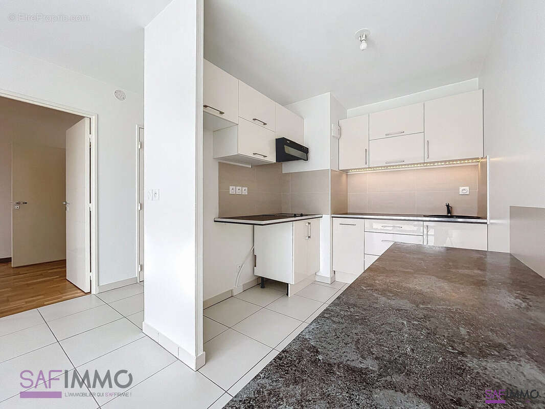 Appartement à TASSIN-LA-DEMI-LUNE