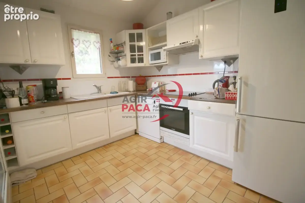 Jolie maison à Tourrettes - photo 4