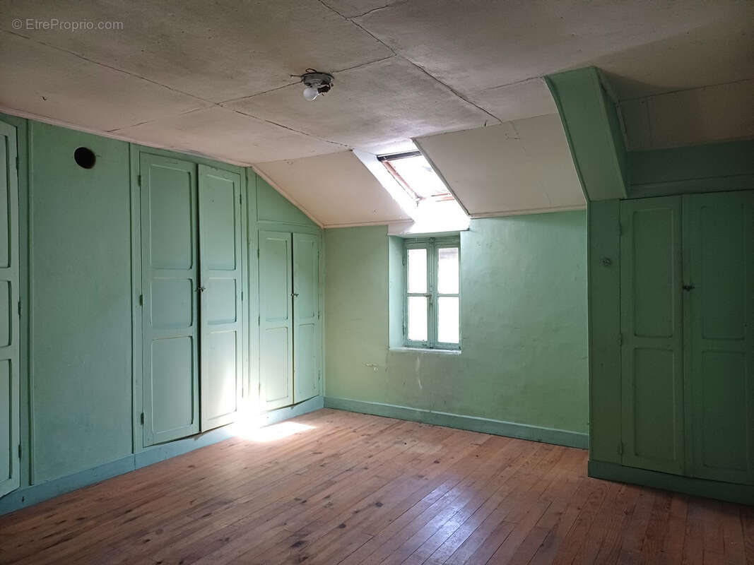 Maison à VILLEFRANCHE-DE-ROUERGUE