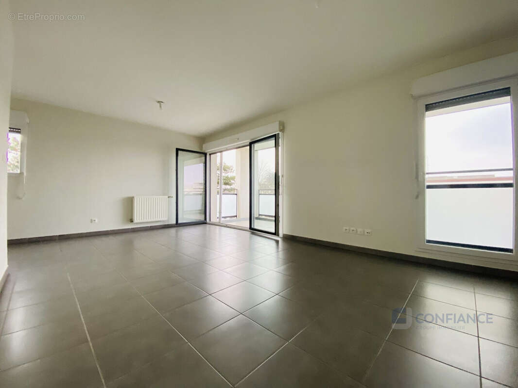 Appartement à SAINTE-FOY-LES-LYON