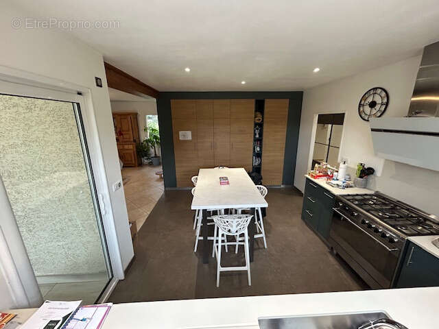 Maison à SAINT-ROMAIN-D'AY