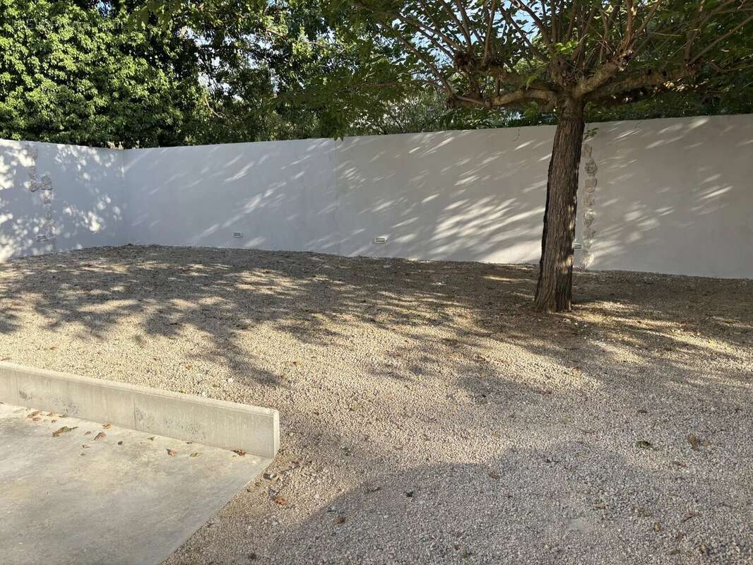 Maison à FIGANIERES