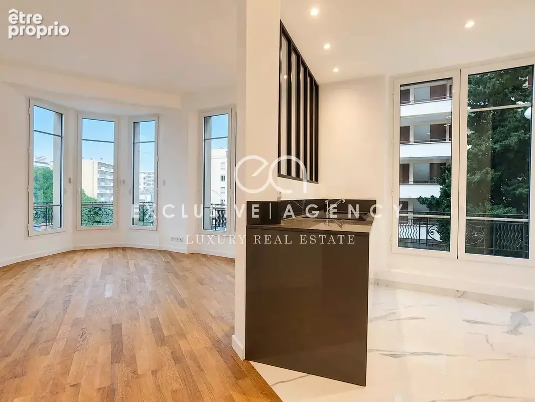 Cannes banane - Appartement 3 pièces de 66m² refait à neuf - photo 2