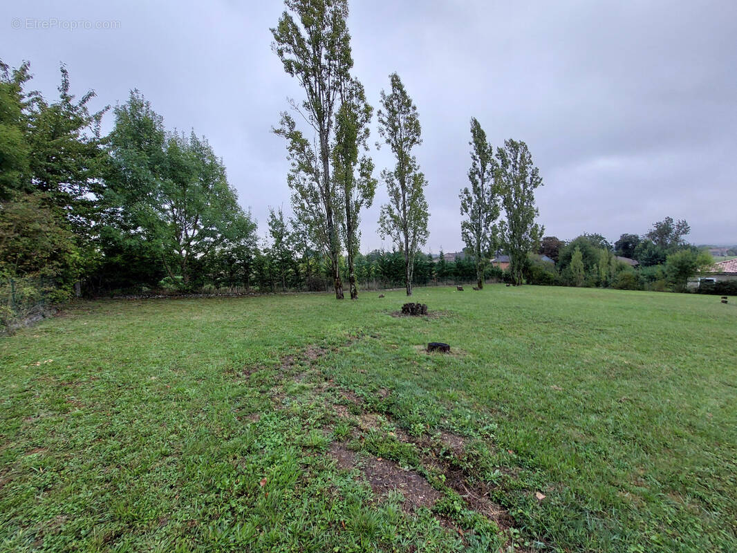 Terrain à SENOUILLAC