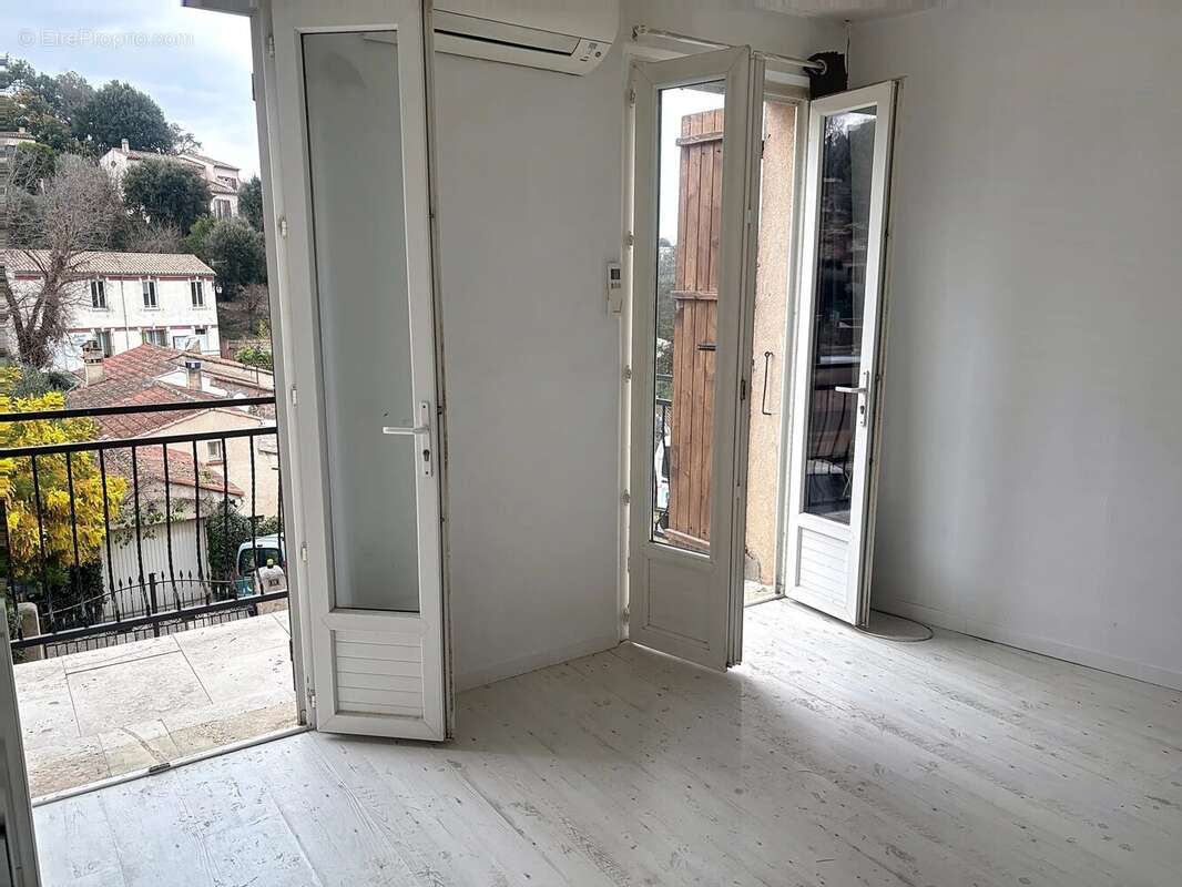 Appartement à LES ADRETS-DE-L'ESTEREL