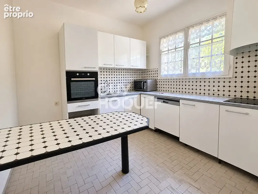 Maison 130 m² - sous-sol total - garage - grand jardin - photo 5