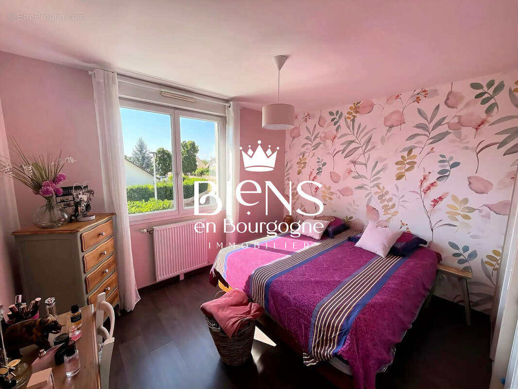 Appartement 91 m² à Longvic  - photo 8