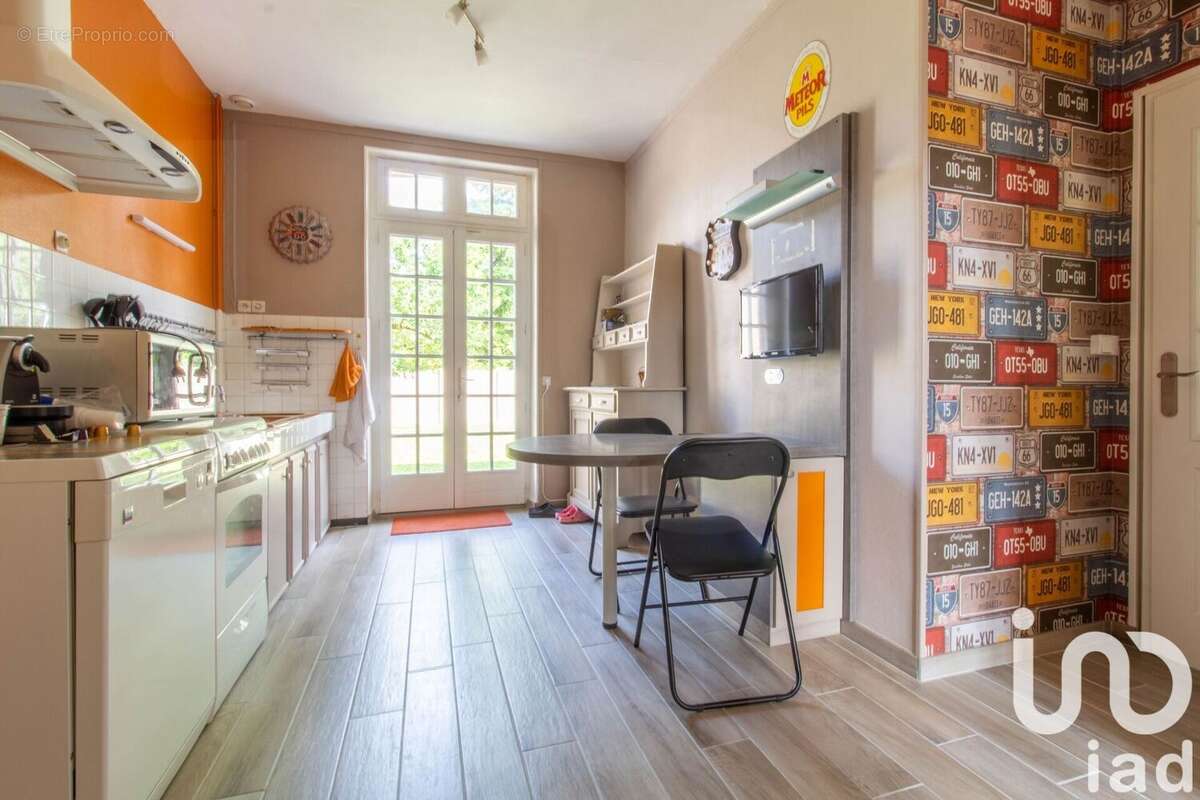 Photo 2 - Maison à FLEURY-LES-AUBRAIS