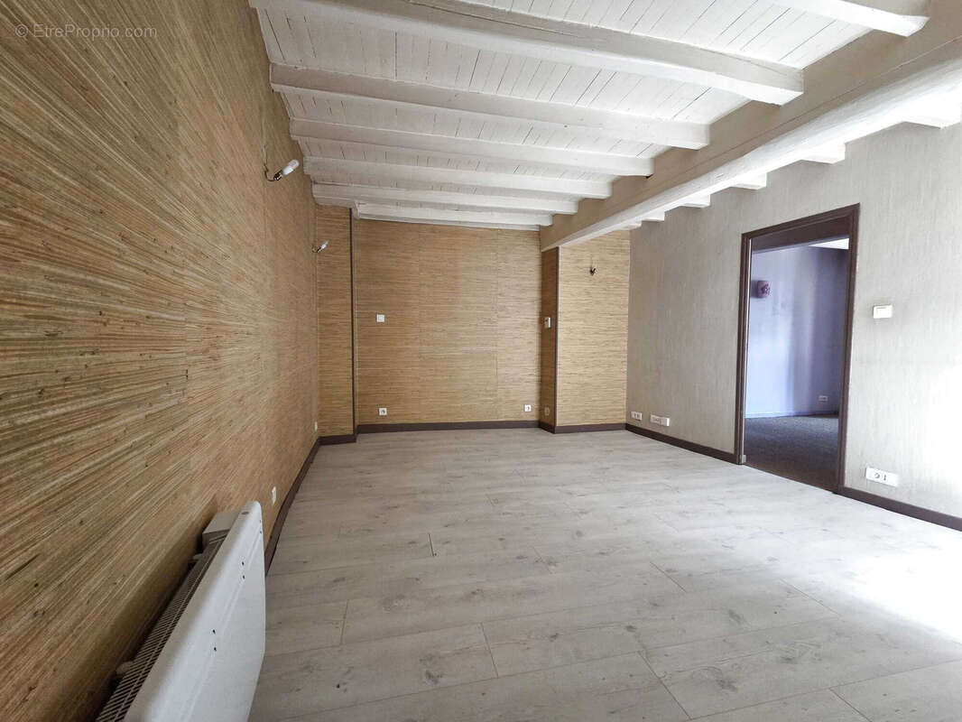 Maison de village avec grange et terrain   Brassac (09) - photo 3