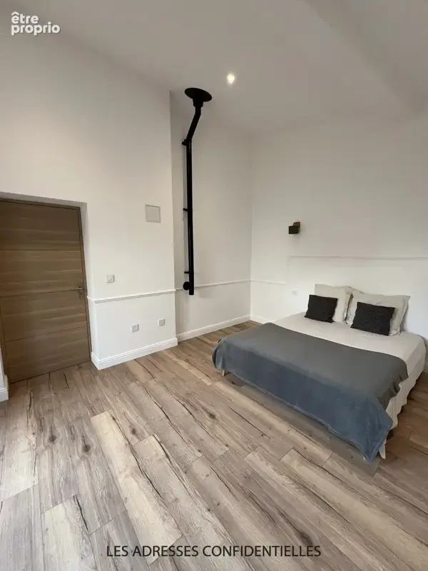 Soucieux en Jarrest, Duplex de 3 pièces de 101 m2  avec terrasse et parkings - photo 2