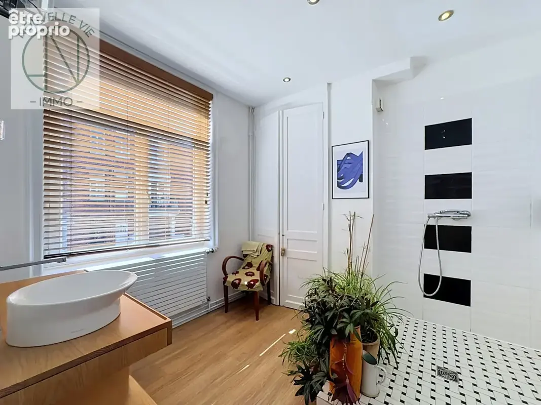 Sous offre Maison de charme   Lille Pellevoisin   env. 105 m2 habitables - photo 4
