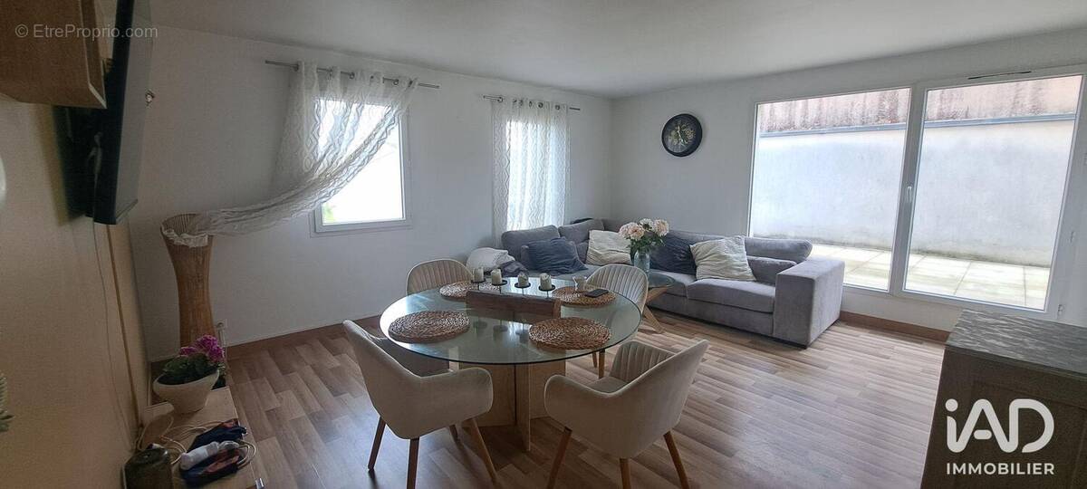 Photo 1 - Appartement à CERGY