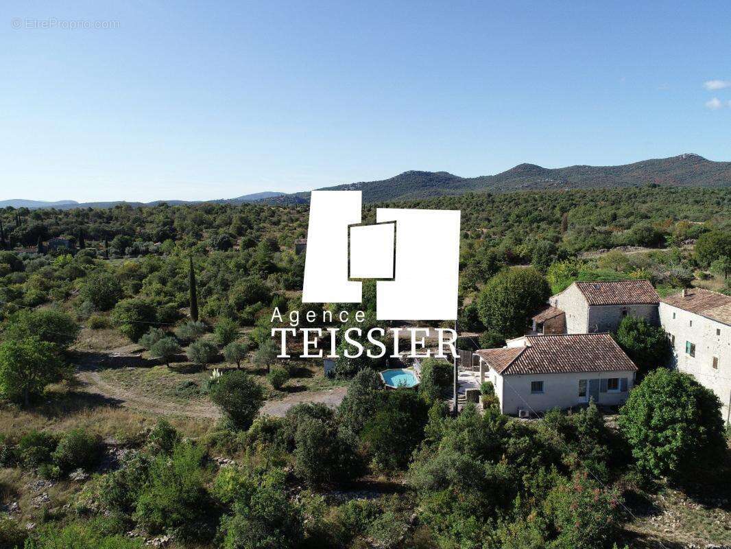 Ensemble immobilier - 2 maisons sur 4 150 m² - Les Vans (07 - photo 20