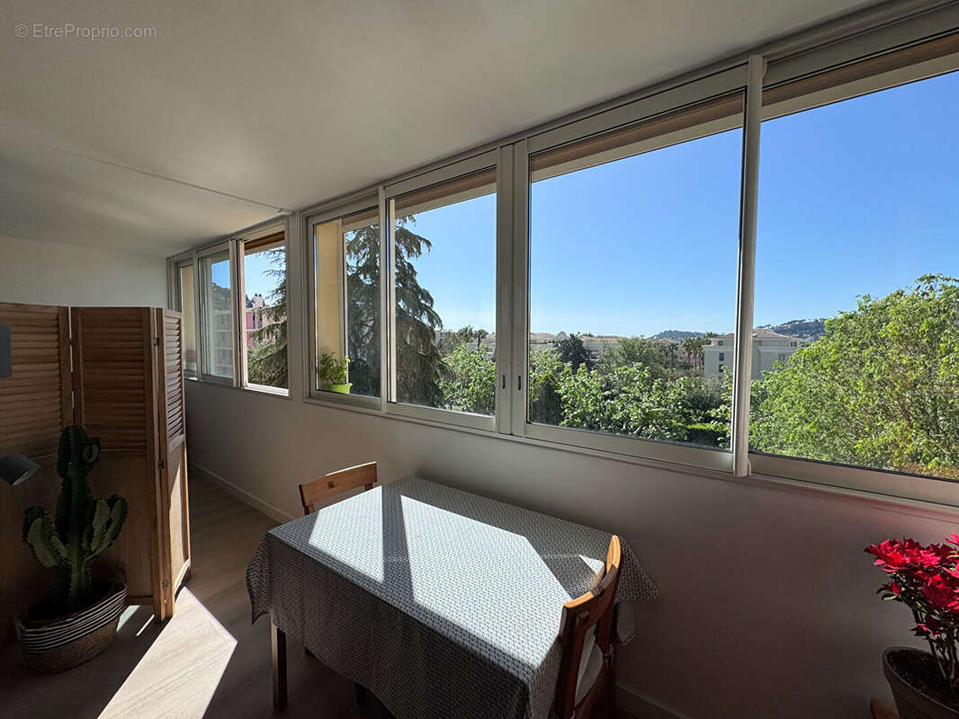Appartement à HYERES