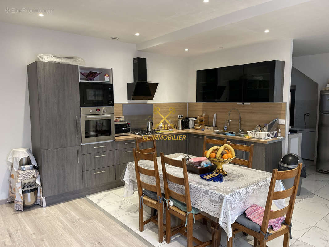 Maison à SAINT-ETIENNE