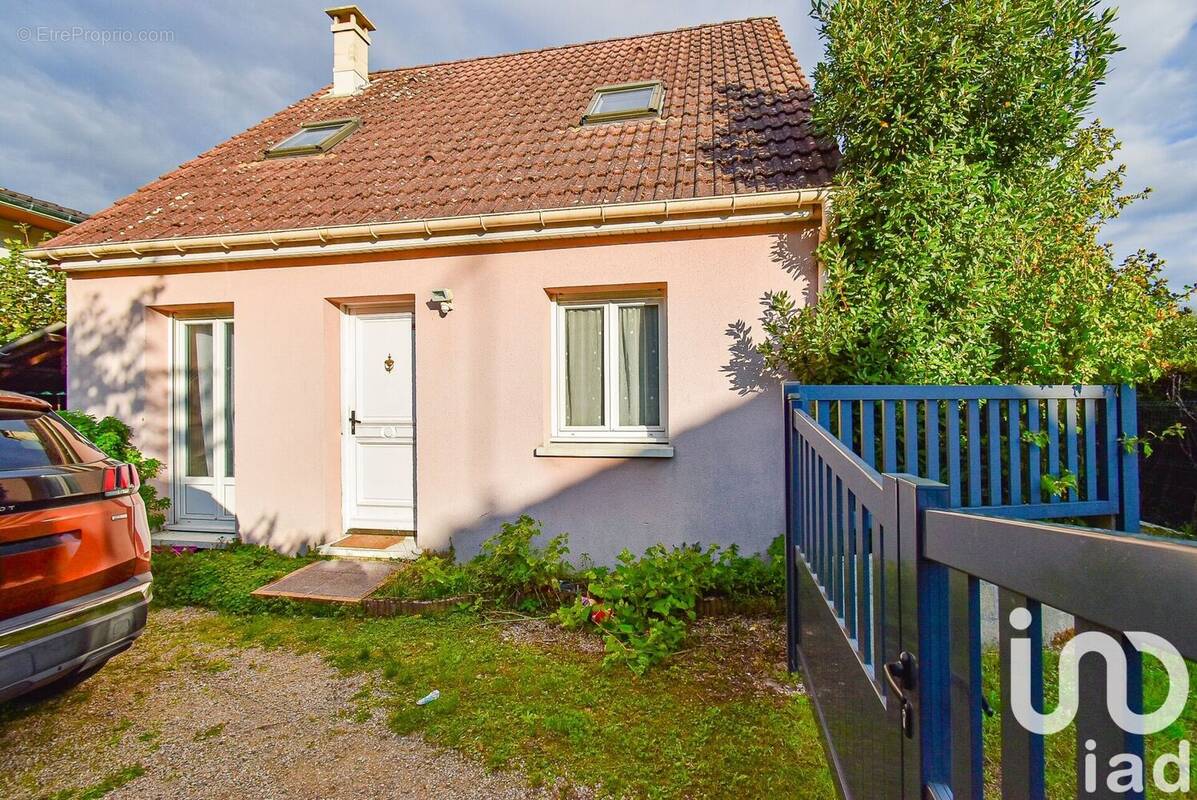 Photo 1 - Maison à GAGNY