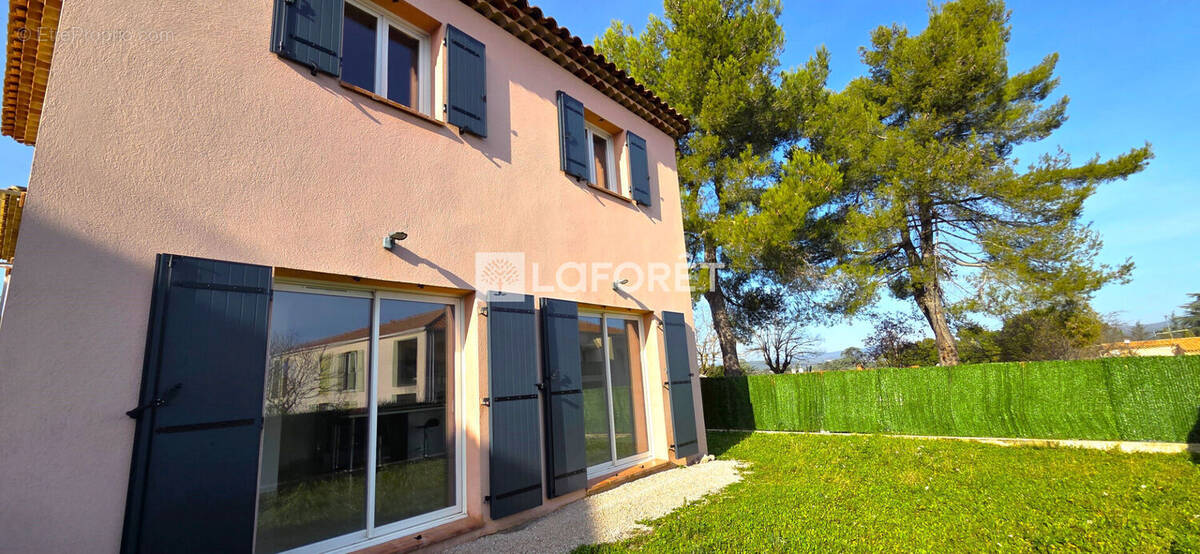 Maison à SAINT-MAXIMIN-LA-SAINTE-BAUME