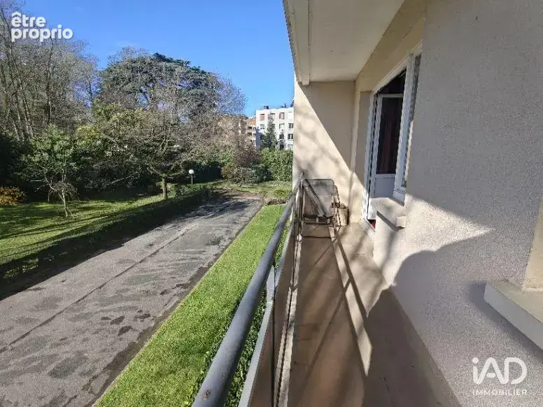 Photo 1 - Appartement à SAINT-MAUR-DES-FOSSES