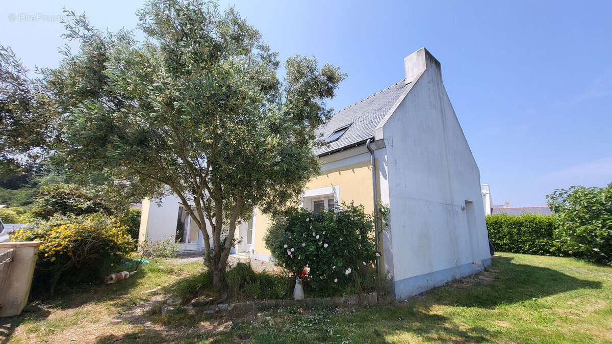 Maison à LOCMARIA