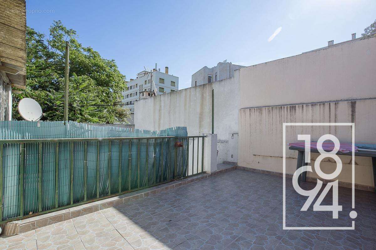 Appartement à MARSEILLE-3E