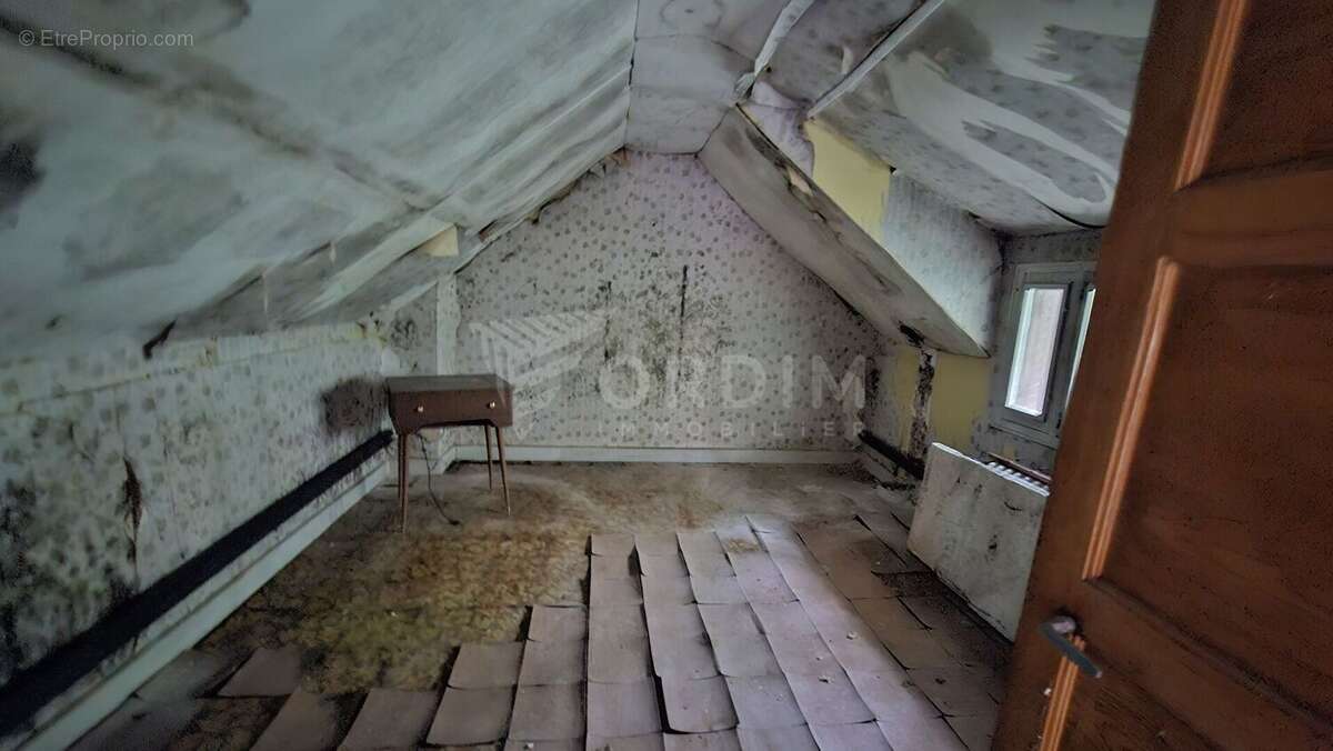 Jolie Maison proche centre-ville - photo 14