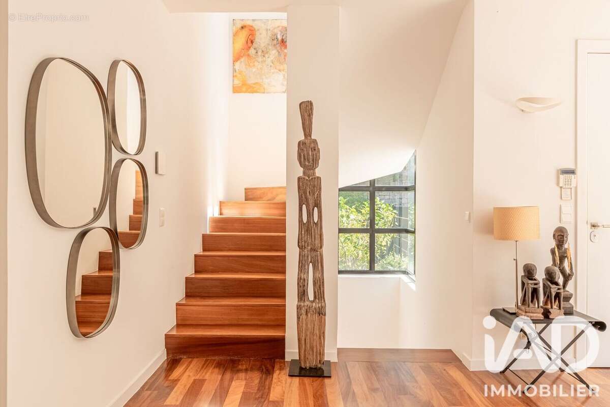 Maison 298 m² à Antibes  - photo 3