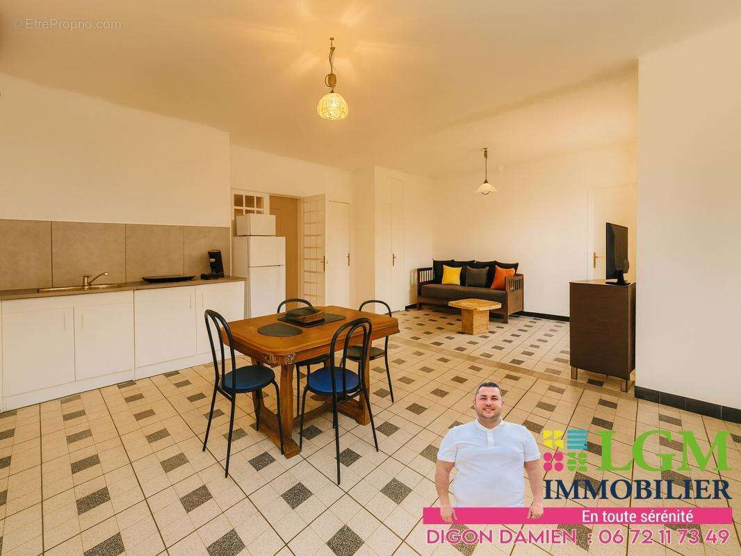 Commerce à SALINDRES