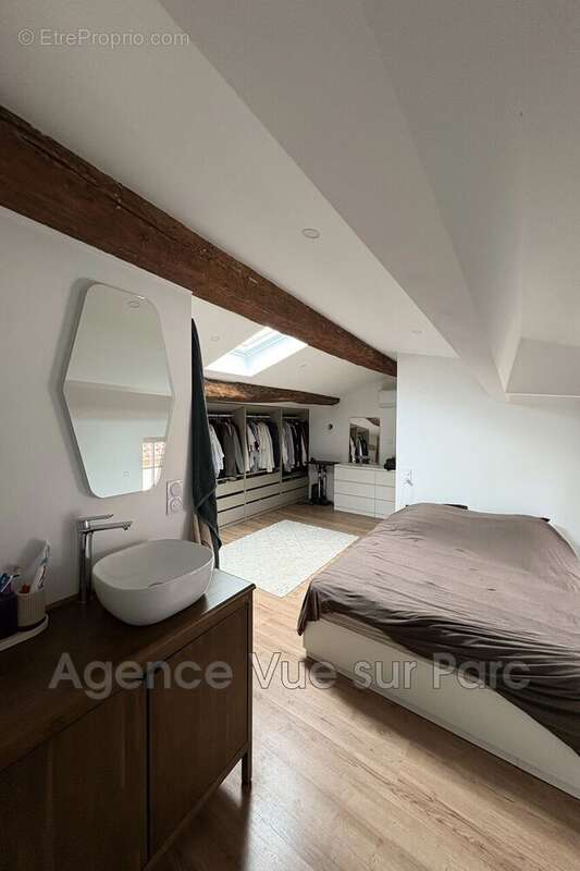 Appartement à CHAPONOST