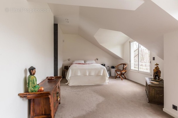 Maison à NEUILLY-SUR-SEINE