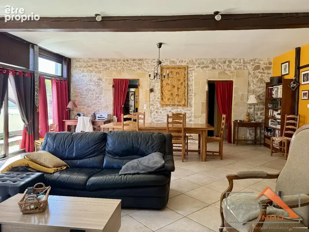 Maison commingeoise rénovée avec jardin, piscine et grand espace de vie de 58 m² - photo 13