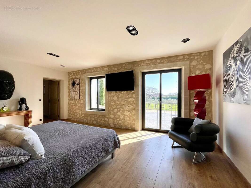 Maison à L&#039;ISLE-SUR-LA-SORGUE