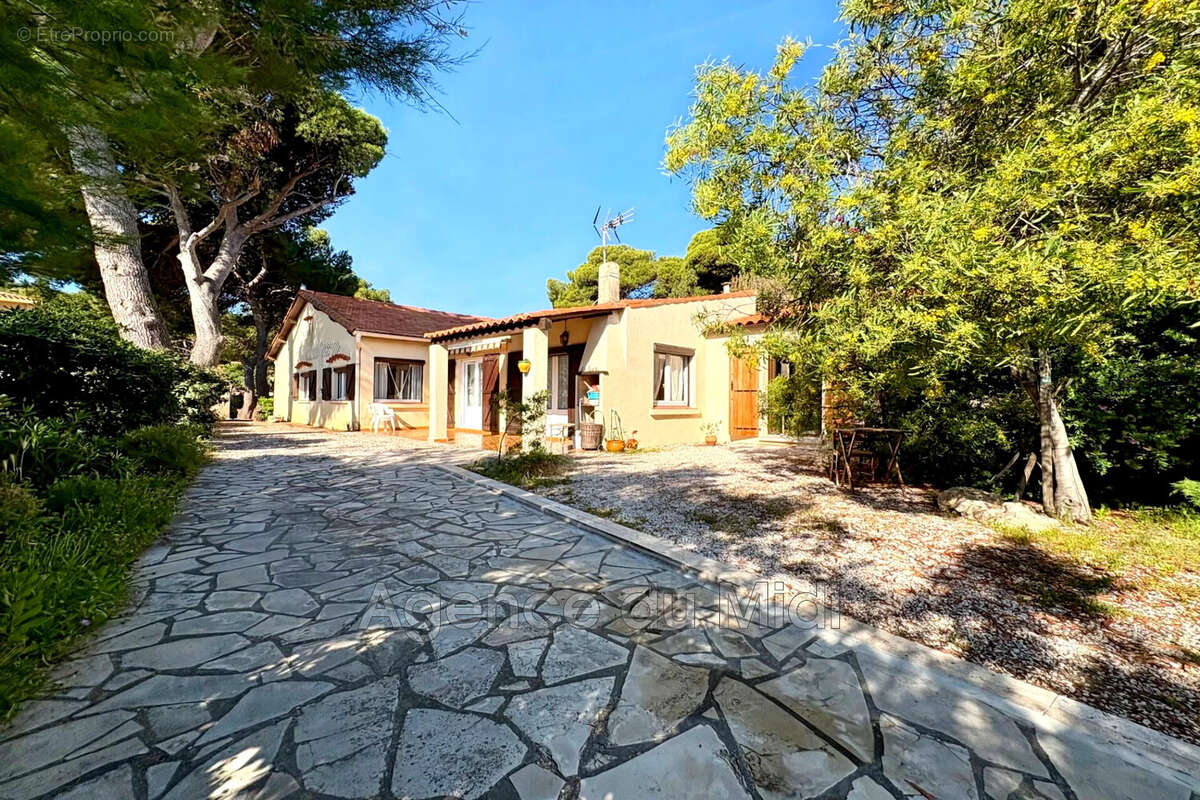 Maison à LEUCATE