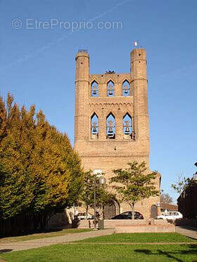 Terrain à VILLEFRANCHE-DE-LAURAGAIS