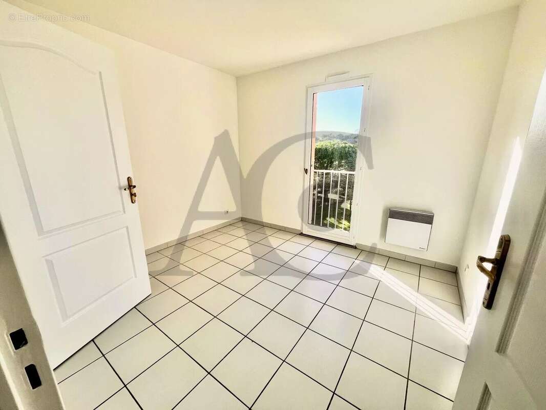 Appartement à VILLENEUVE-LOUBET