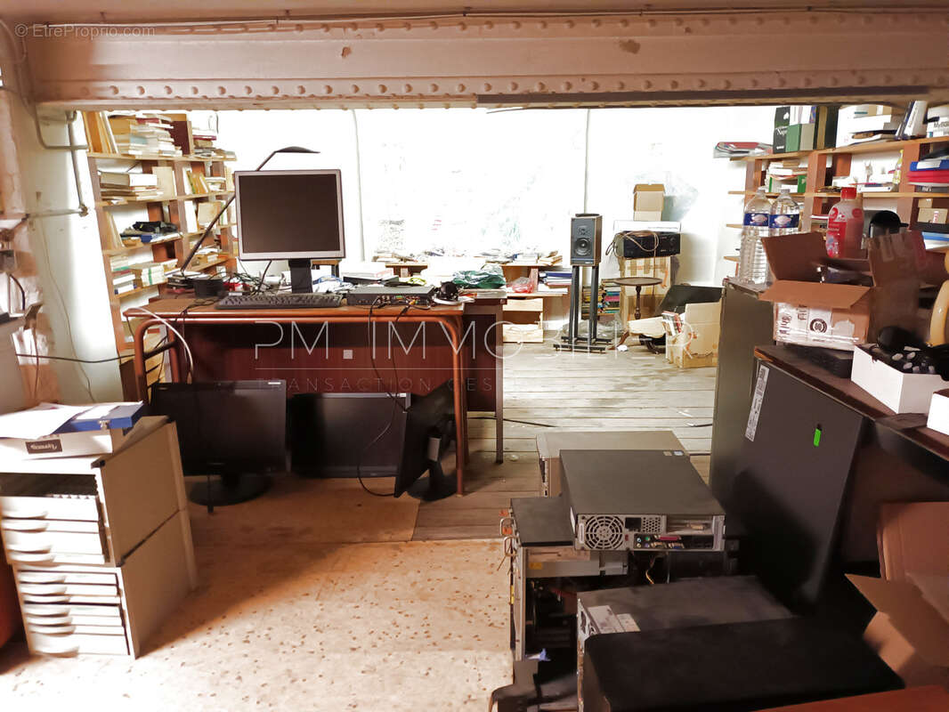 Commerce à MARSEILLE-1E