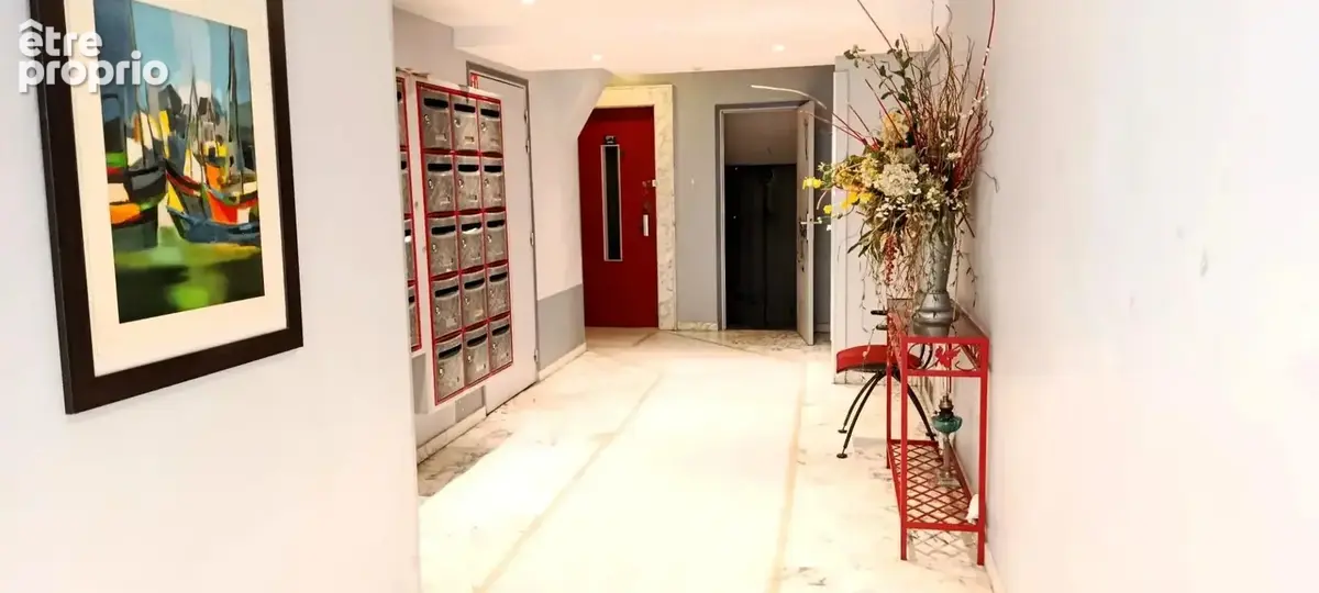 Splendide 3P traversant de 70 m² avec terrasse et balcon – Entièrement rénové et meublé – Nice Libération - photo 6