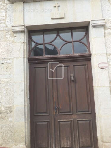 Maison à SALVIAC
