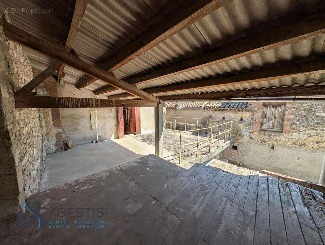  - Maison à SAIX