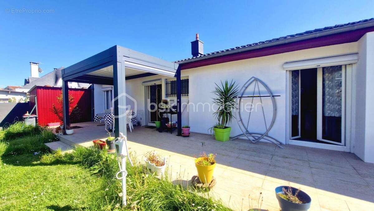 Maison à SOUES