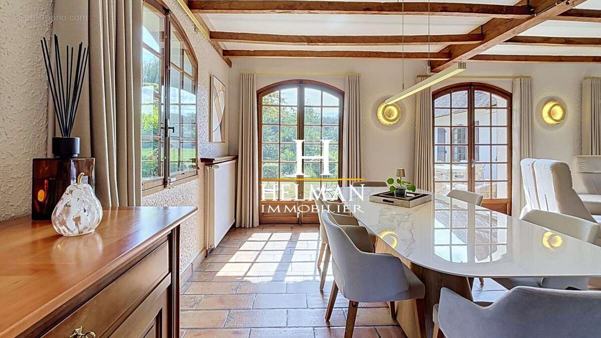 Maison à ARQUES