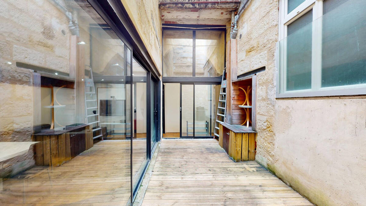Appartement à BORDEAUX