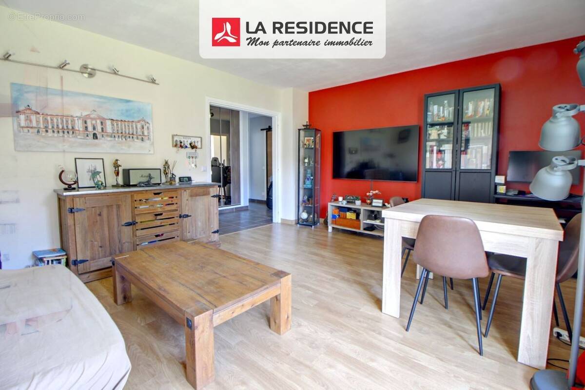 Appartement à PLAISIR