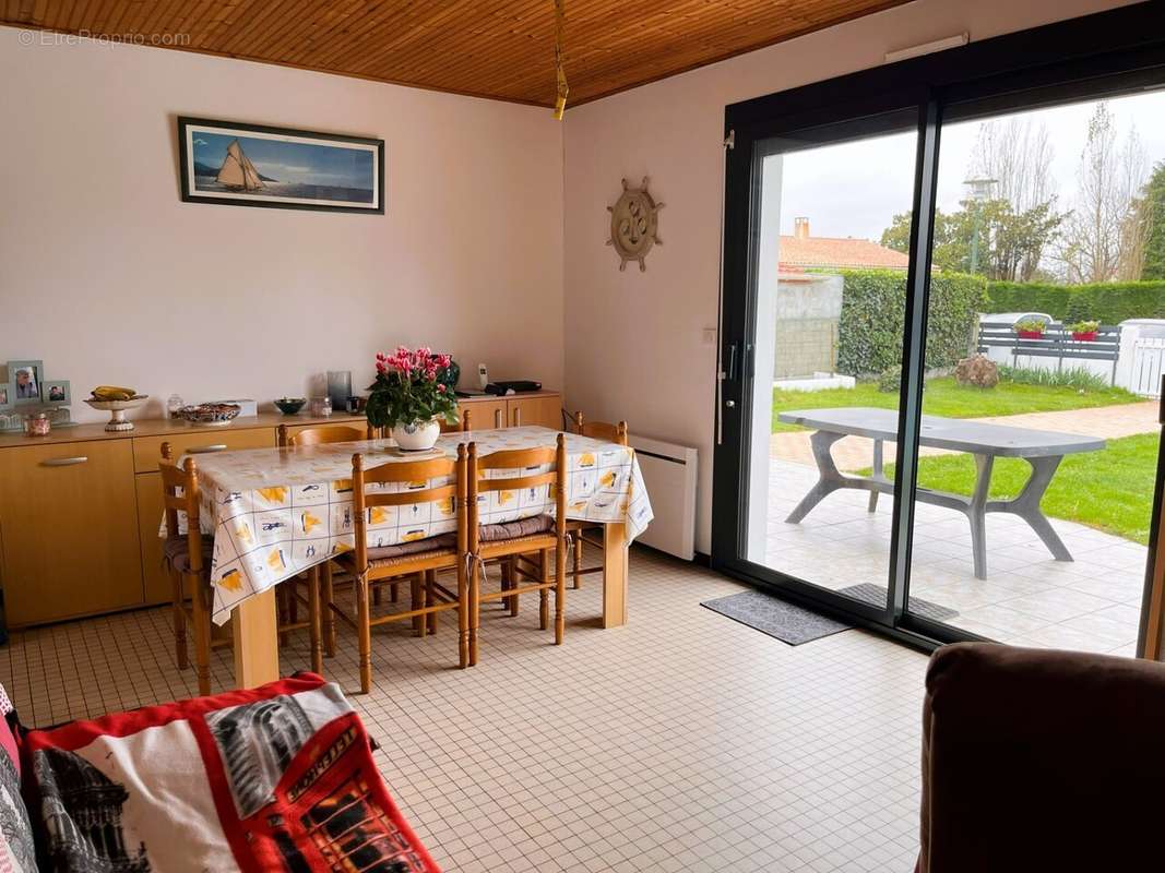 Maison à LA CHAPELLE-HERMIER