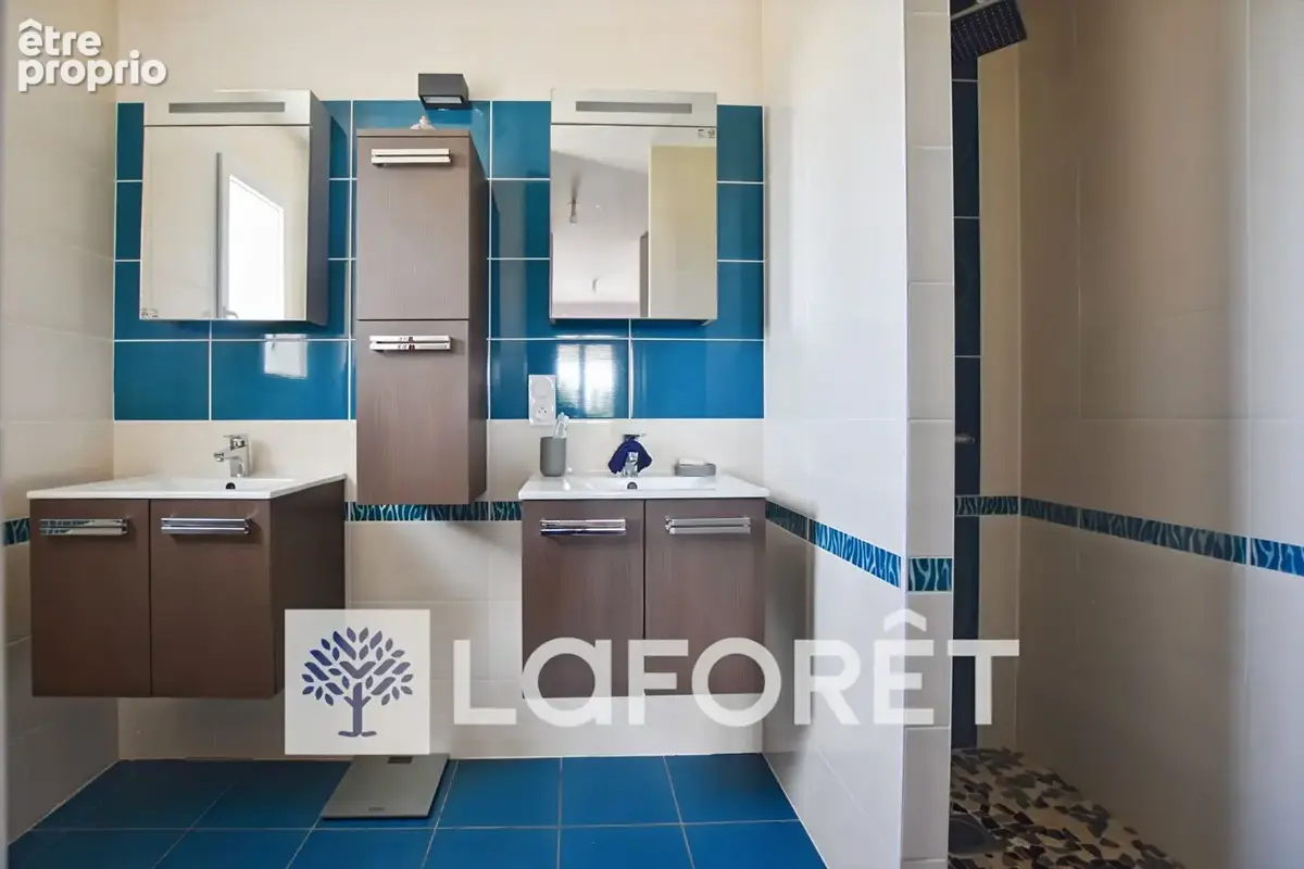 Maison  plain-pied  de 2015  à GEMOZAC (17260) 4 pièce(s) 103 m2 - photo 7